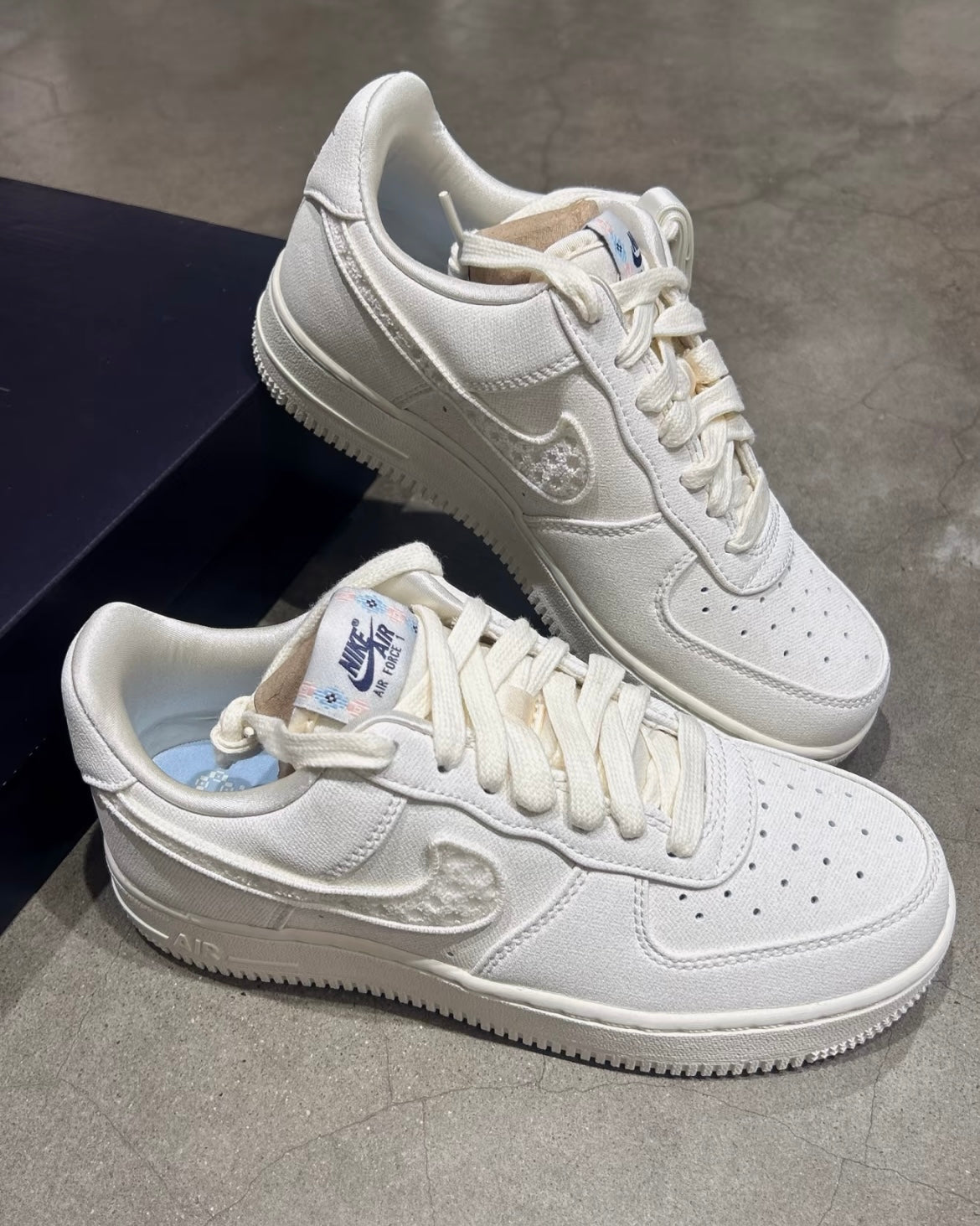NIKE AIR FORCE 1 | CREAMY BEIGE