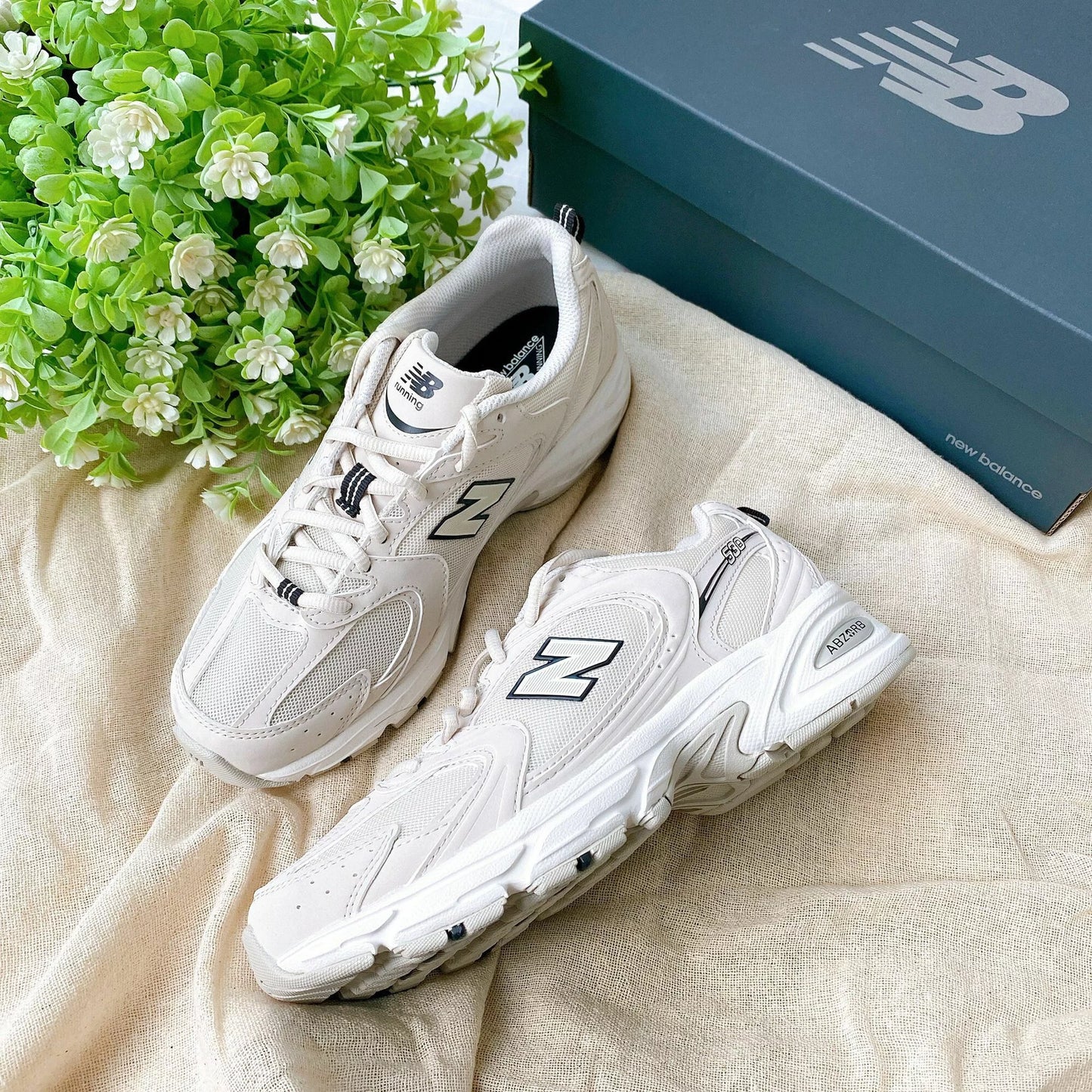 NEW BALANCE 530 | RETRO KHAKI