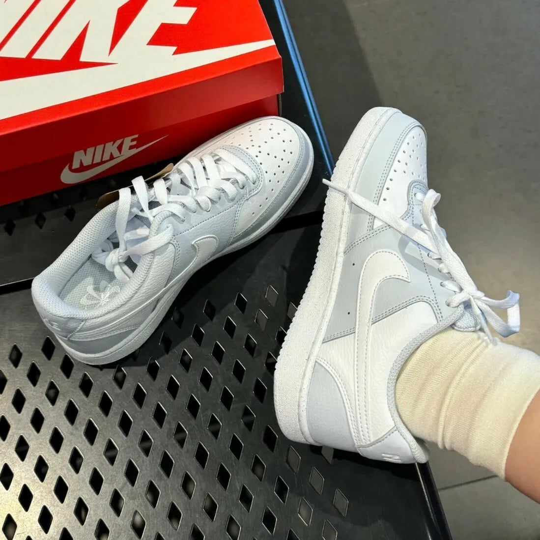 NIKE COURT VISION | 2 COLORS