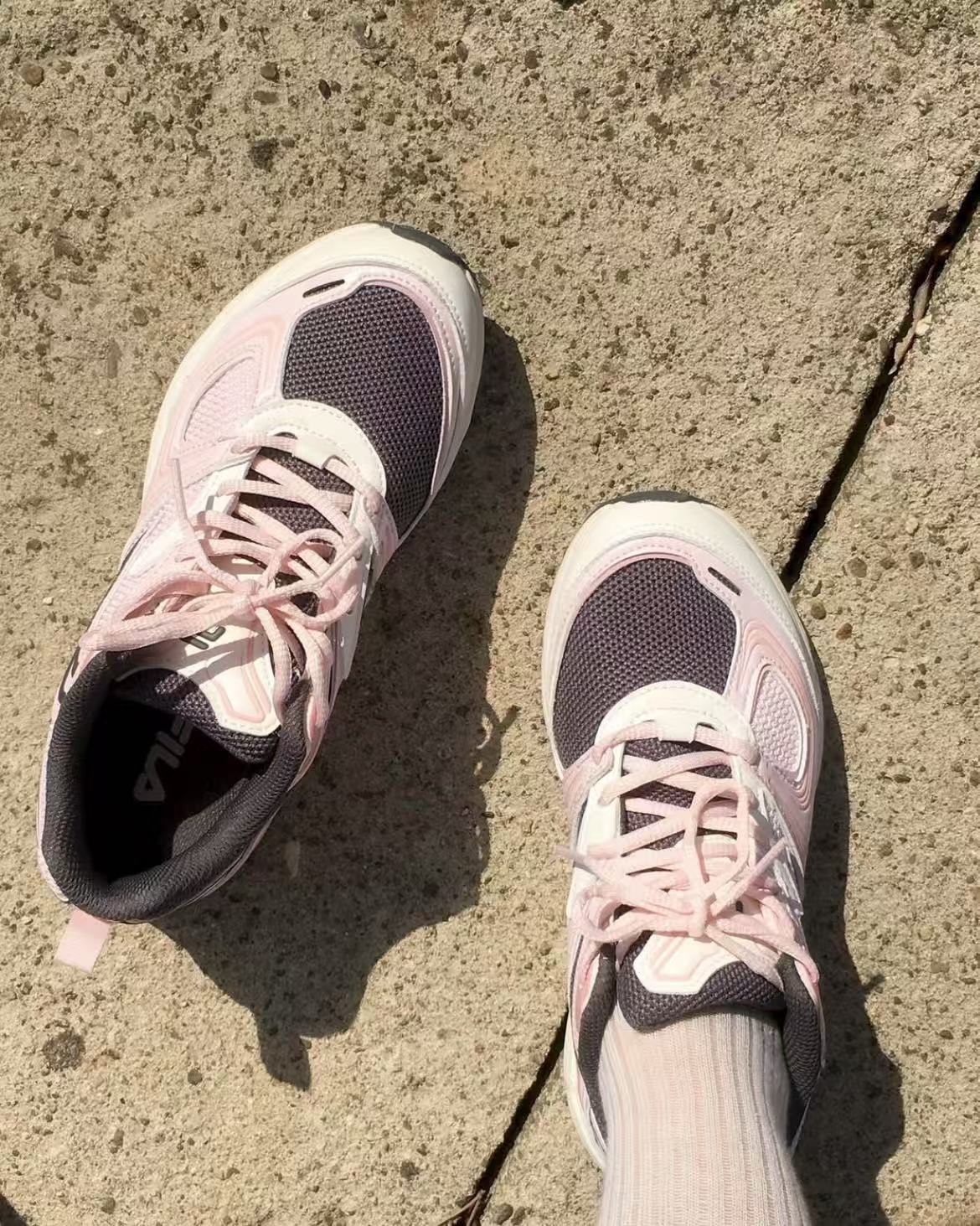 FILA INTERUN | SAKURA PINK BLACK