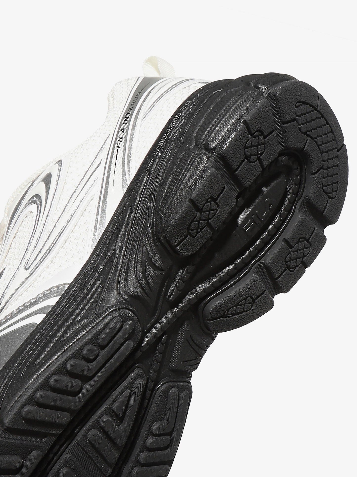 FILA INTERUN | SILVER BLACK