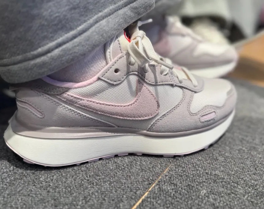 NIKE PHOENIX WAFFLE | GREY PINK