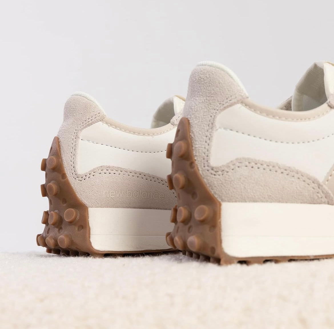 NEW BALANCE 327 | MILKTEA GREY