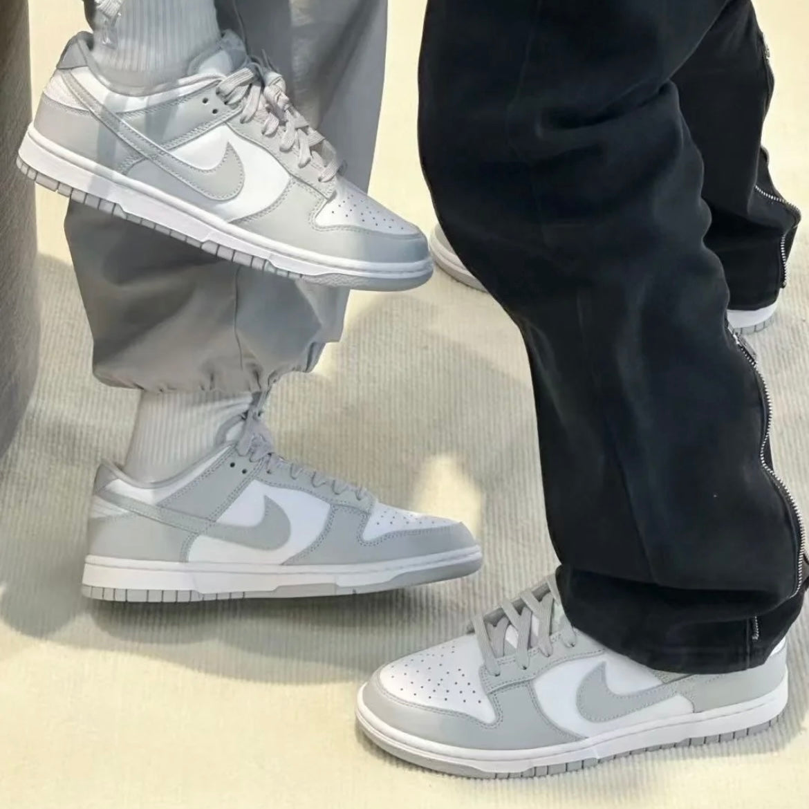 NIKE DUNK LOW | TWO TONE GREY