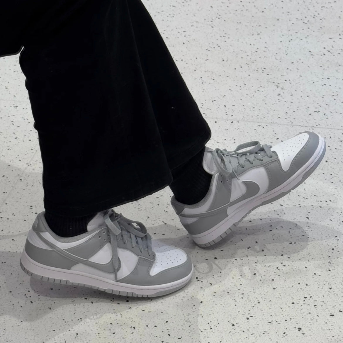 NIKE DUNK LOW | TWO TONE GREY
