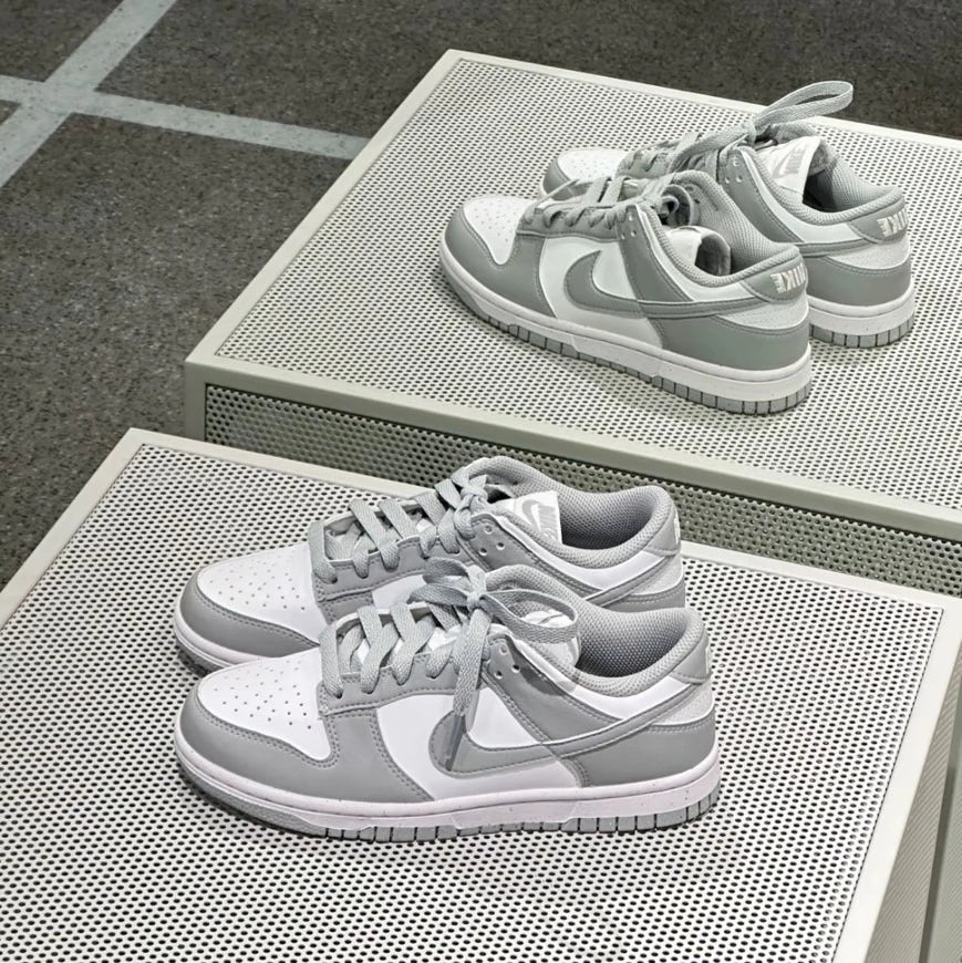 NIKE DUNK LOW | TWO TONE GREY
