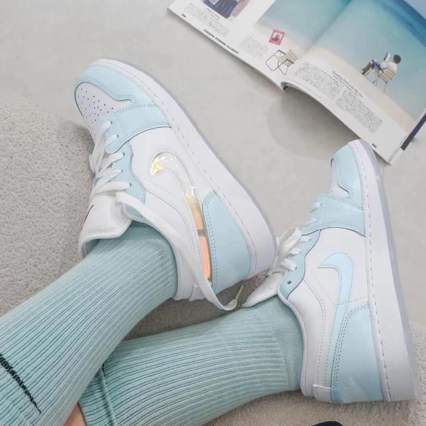 NIKE AIR JORDAN 1 LOW GS | PALE BLUE ( 閃粉流砂 )