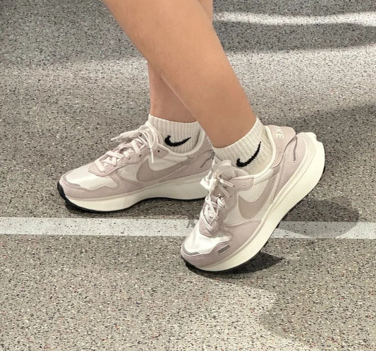 NIKE PHOENIX WAFFLE | GREY BEIGE