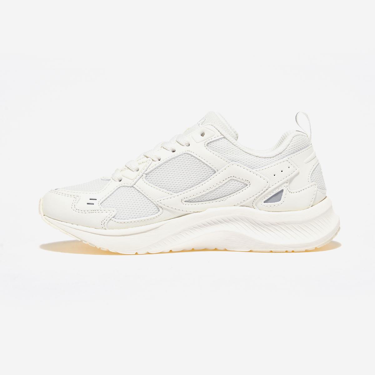 FILA FIELDGAGE LIGHT | CREAMY WHITE