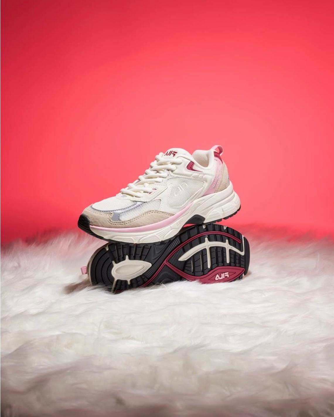 FILA DECYPHER | PINK BEIGE