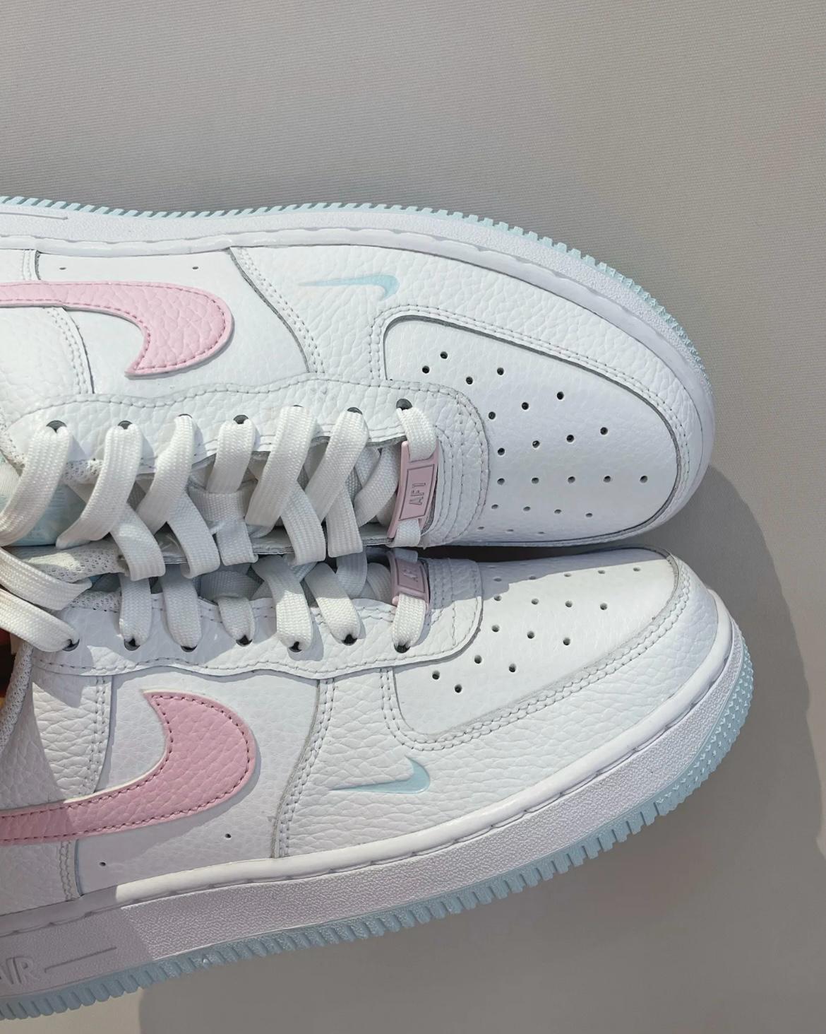 NIKE AIR FORCE 1 MINI SWOOSH | WHITE PINK BLUE