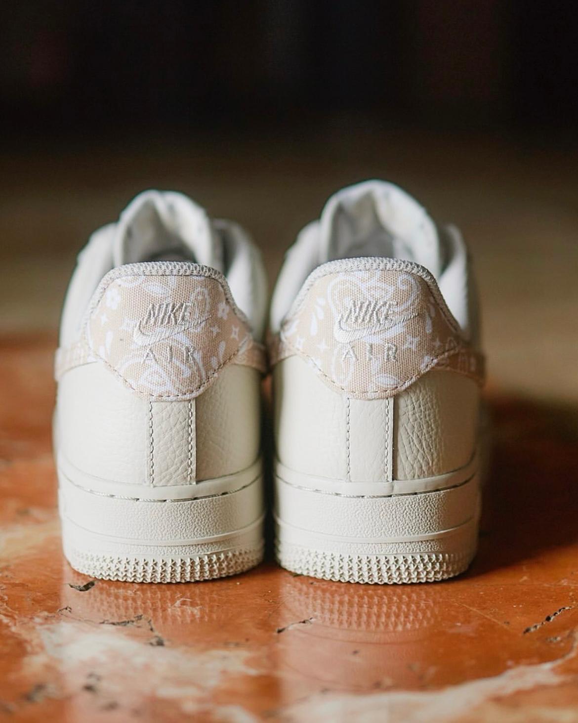 NIKE AIR FORCE 1 | PAISLEY MILKTEA