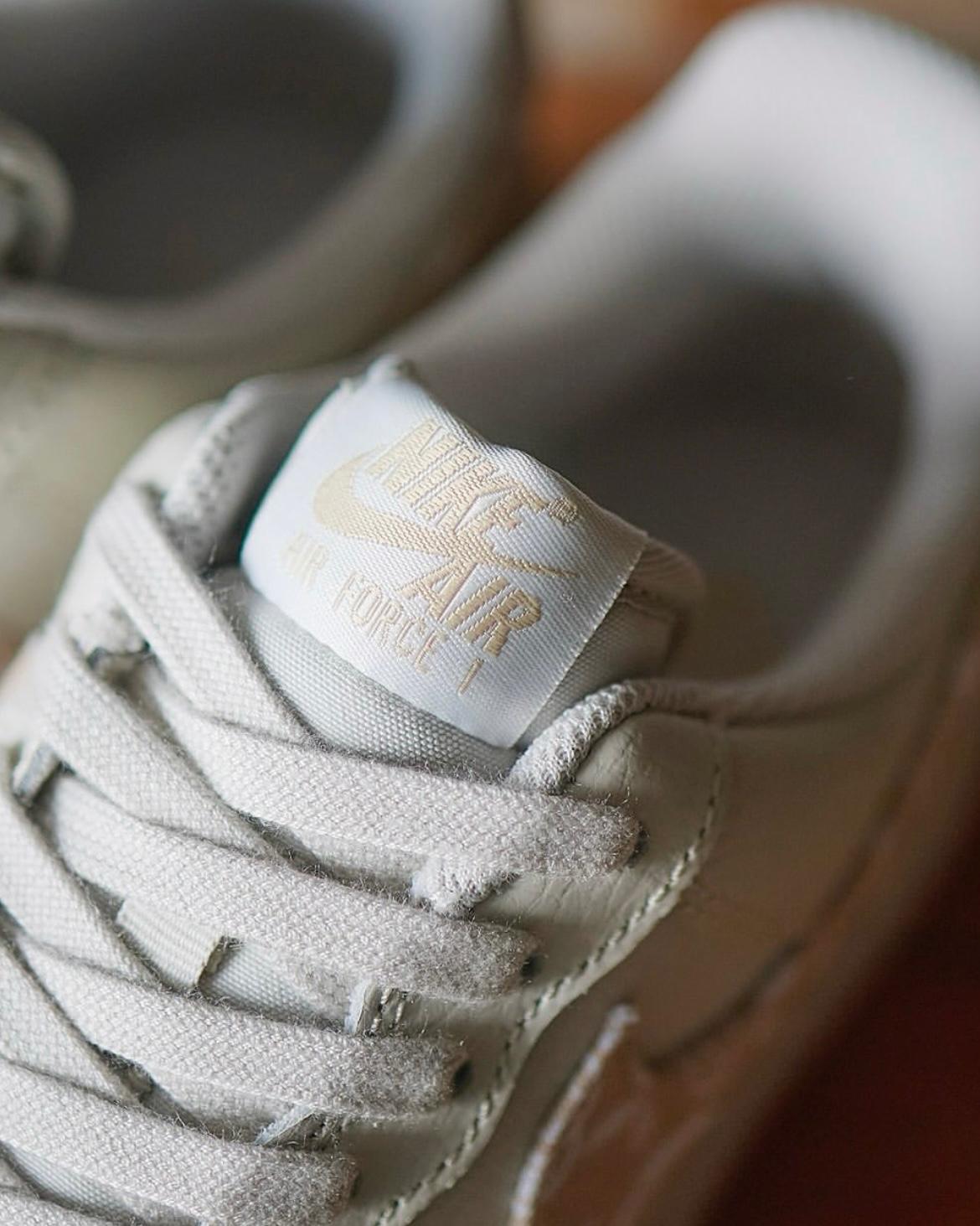 NIKE AIR FORCE 1 | PAISLEY MILKTEA