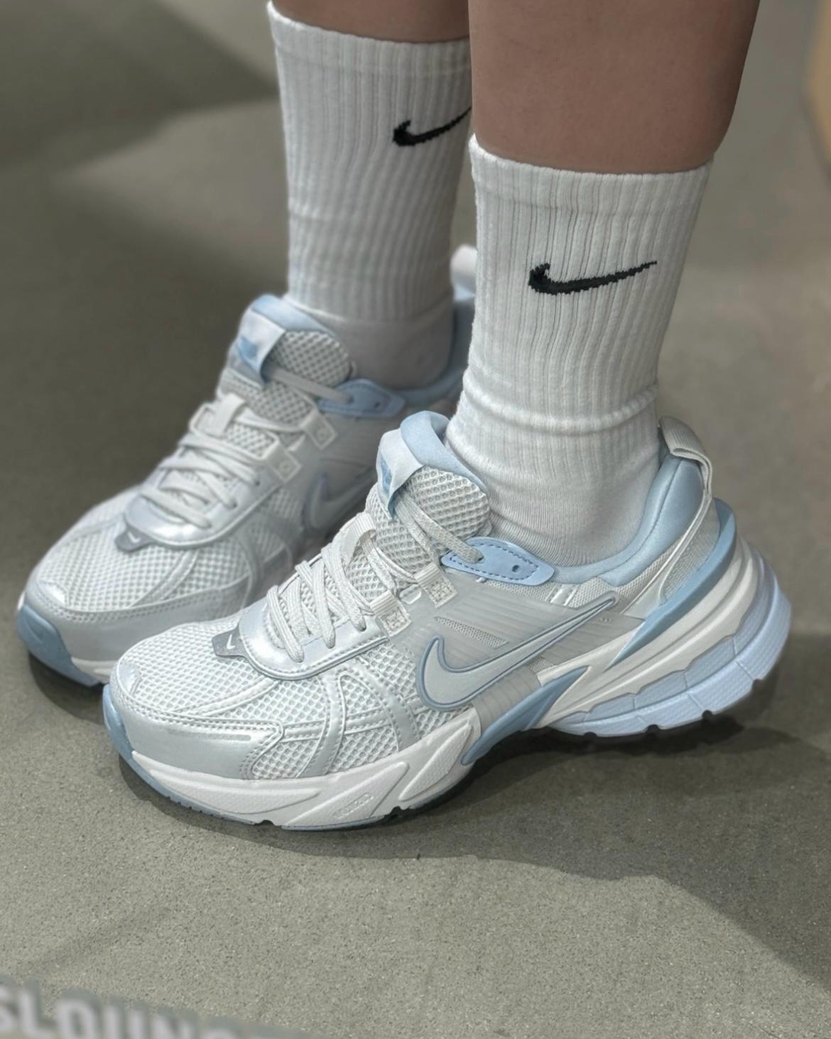 NIKE V2K RUN | SALT BLUE