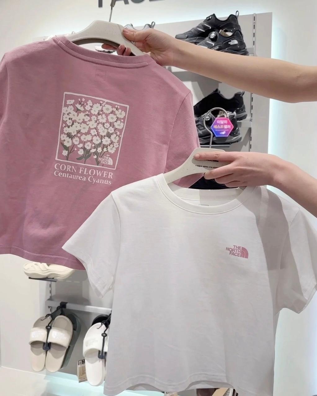THE NORTH FACE CROP FLOWER TEE | 5 COLORS