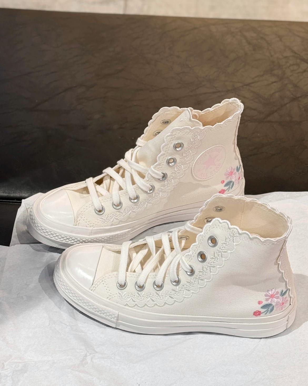 CONVERSE CHUCK TAYLOR FLOWER | LOW / HIGH