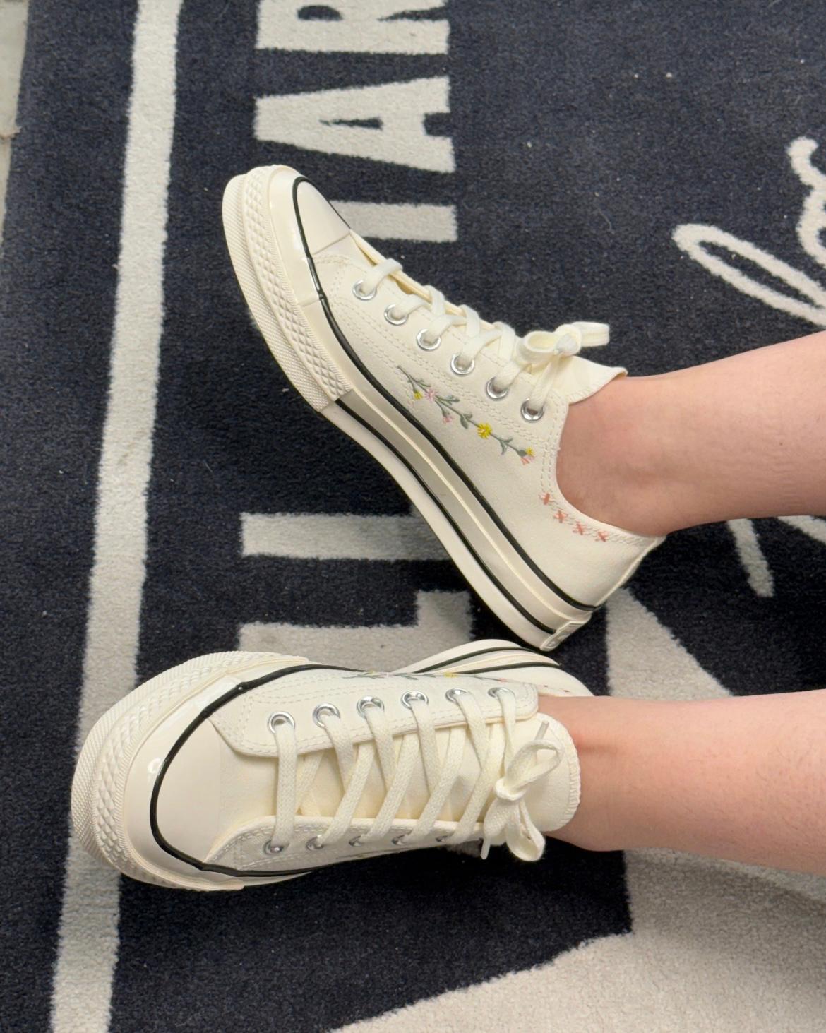 CONVERSE CHUCK TAYLOR FLOWER | LOW / HIGH
