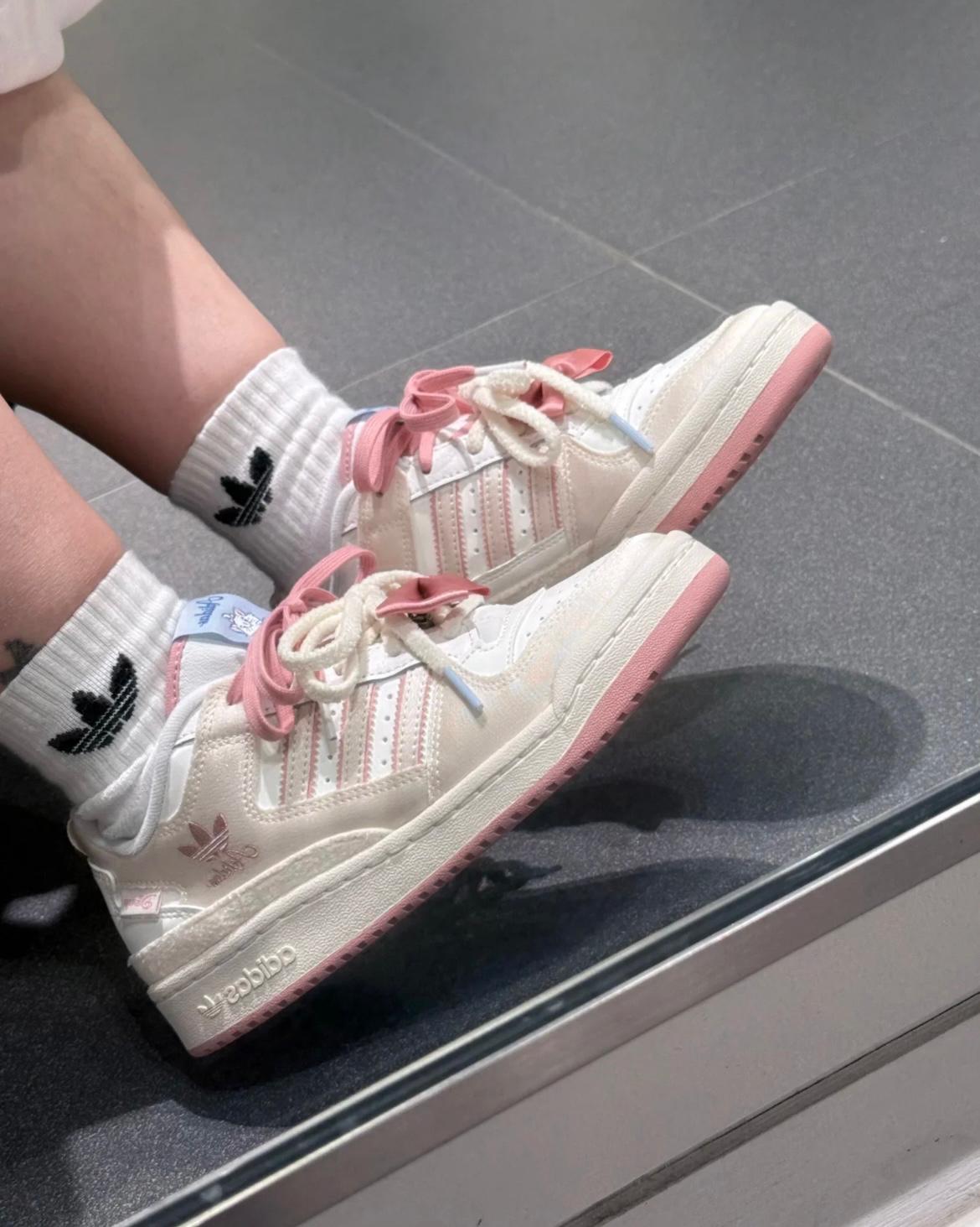 ADIDAS FORUM | DISNEY MARIE