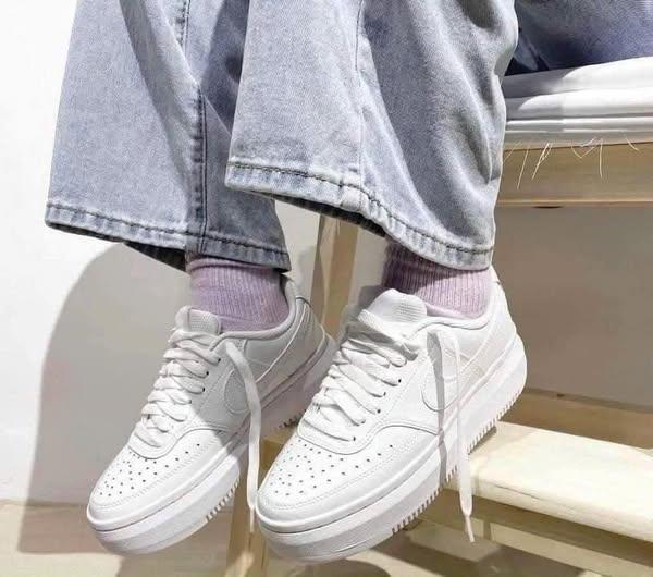 NIKE COURT VISION ALTA | WHITE