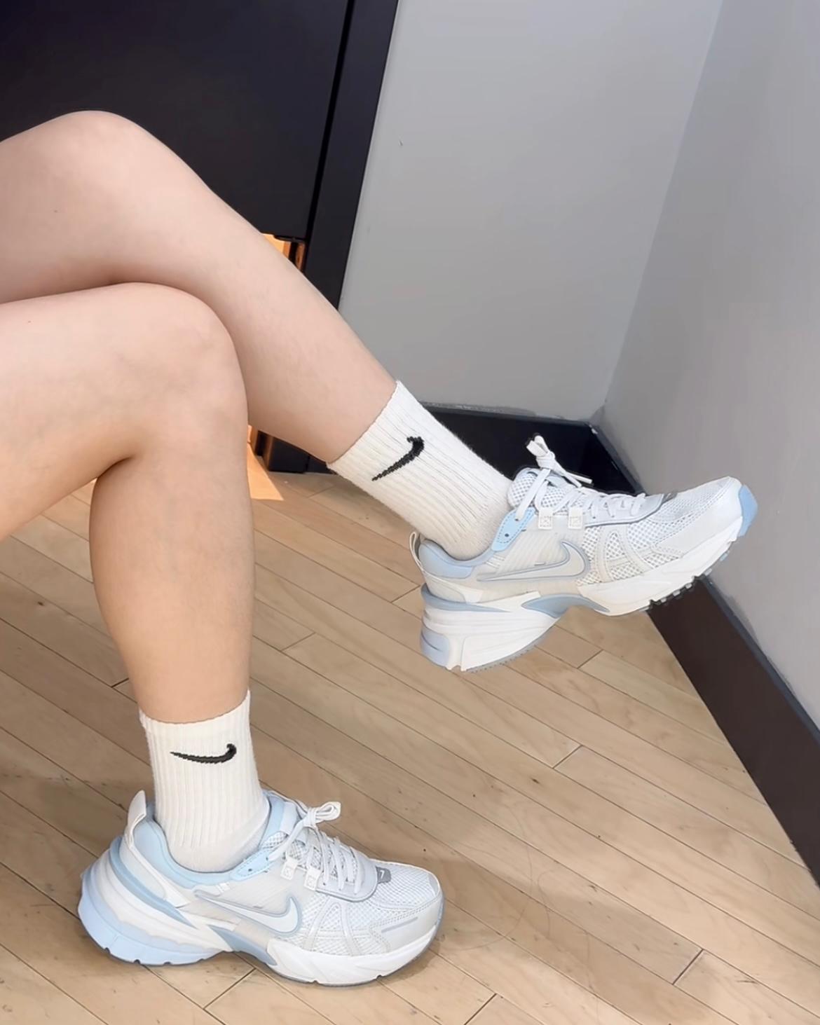 NIKE V2K RUN | SALT BLUE