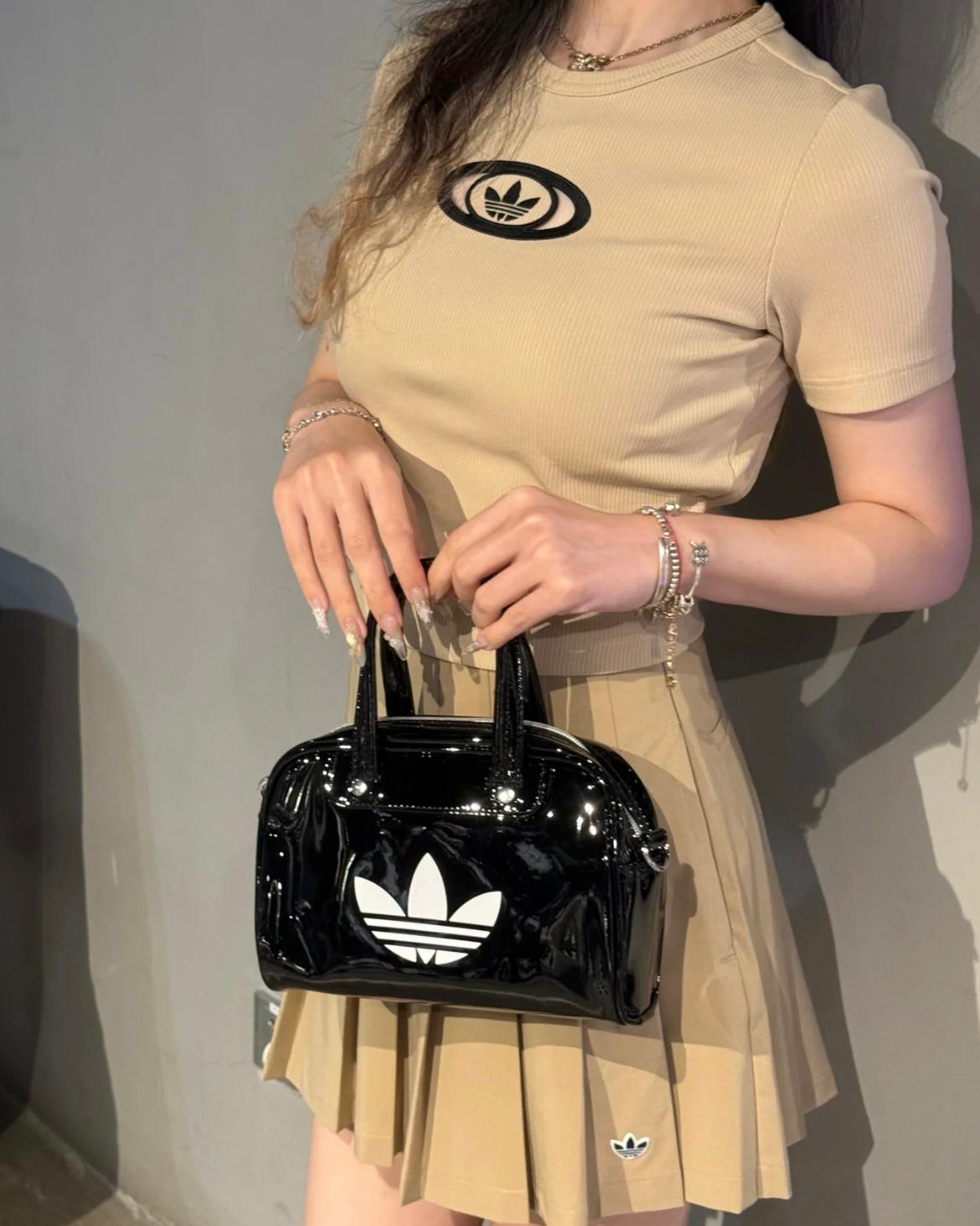 ADIDAS LOGO TEE | 2 COLORS