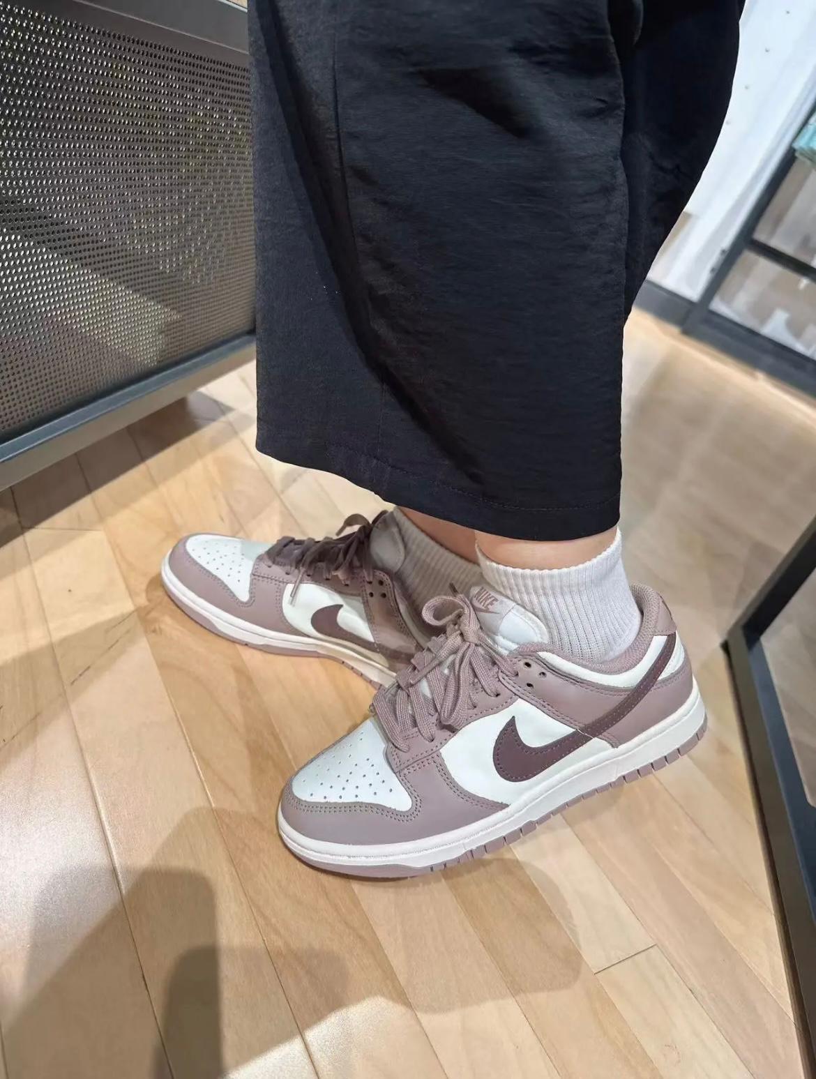 NIKE DUNK LOW | DUSTY ROSE