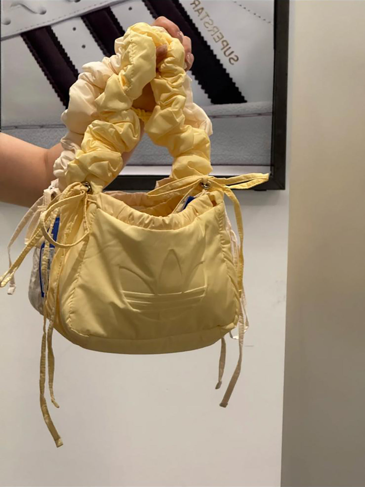 ADIDAS 3WAY SHOULDER BAG ( 皺褶雲朵 ) | 2 COLORS