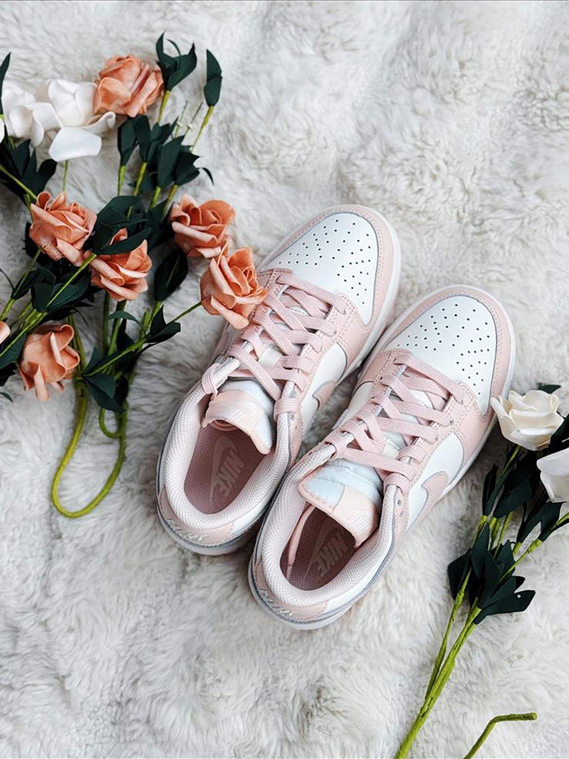 NIKE DUNK LOW | PINK WHITE