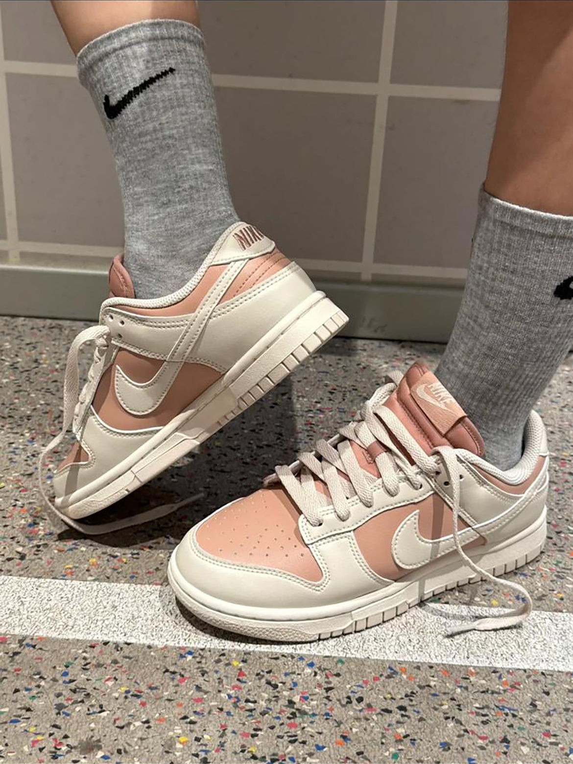 NIKE DUNK LOW | PINK BEIGE