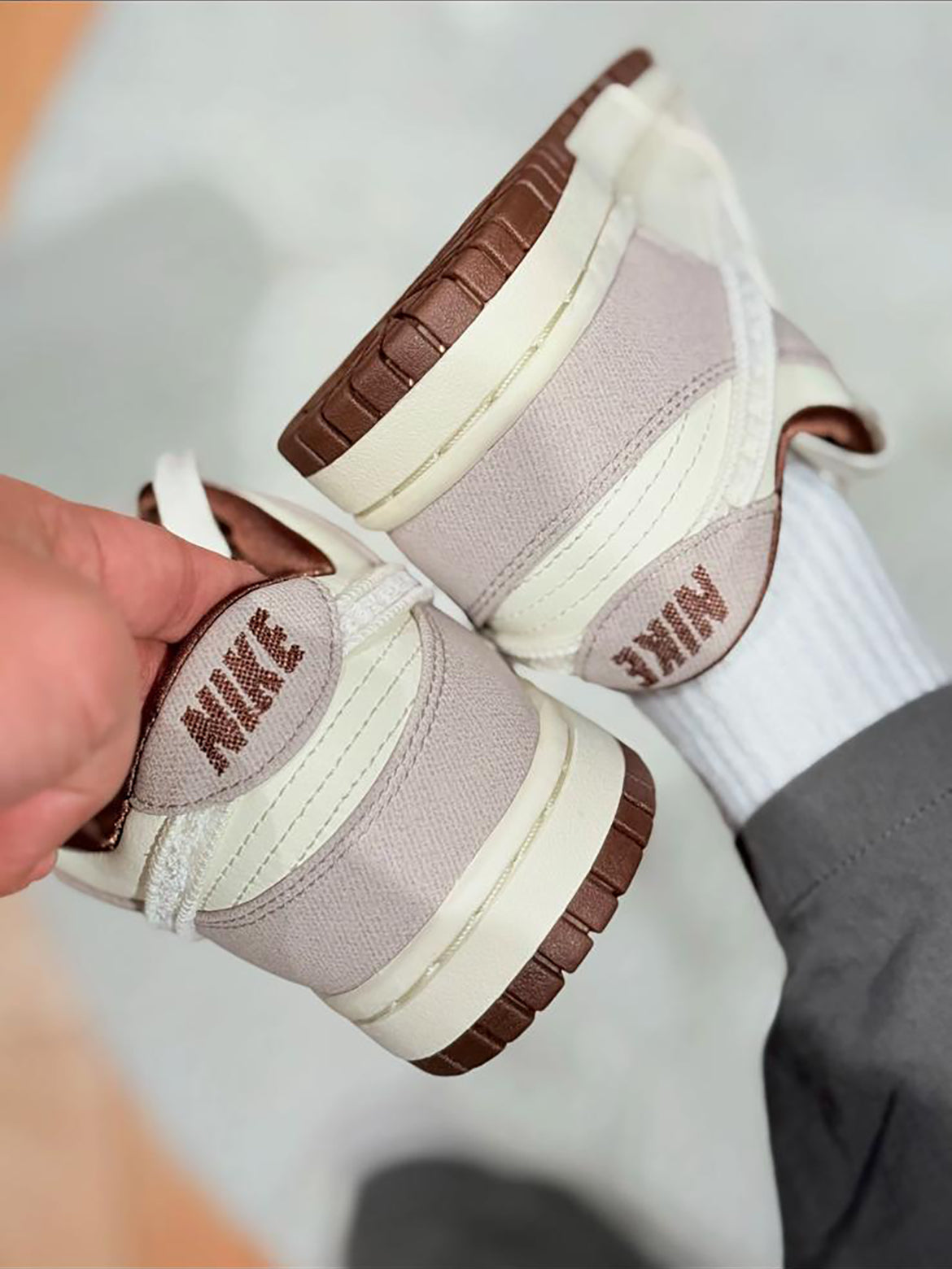 NIKE DUNK LOW | LACE SWOOSH