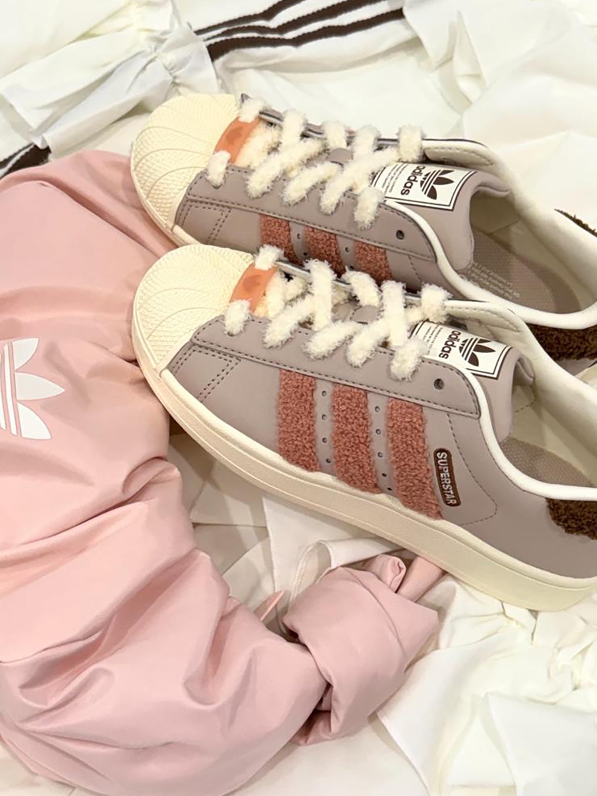 ADIDAS SUPERSTAR FLEECE | 2 COLORS