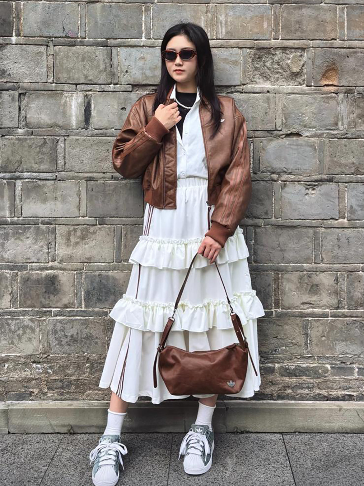 ADIDAS 復古可可色單肩袋