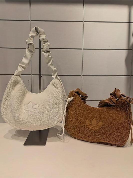 ADIDAS CORDUROY 毛毛雲朵袋 | 2 COLORS