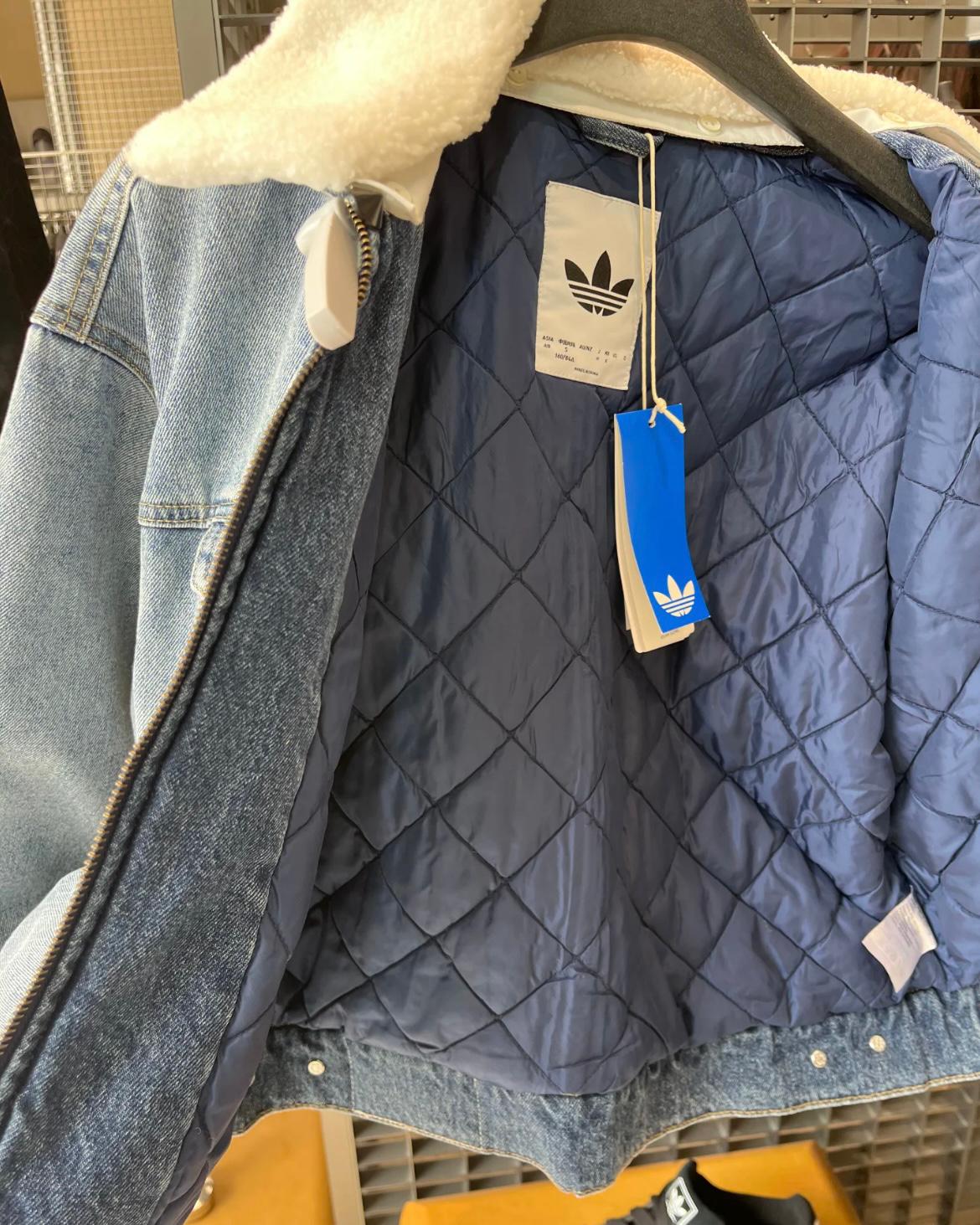 ADIDAS ORIGINALS 毛毛領夾綿牛仔外套
