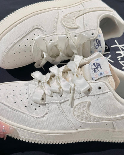 NIKE AIR FORCE 1 | CREAMY BEIGE
