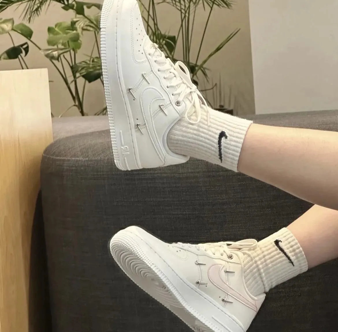 NIKE AIR FORCE 1 MINI SWOOSH | OFF WHITE