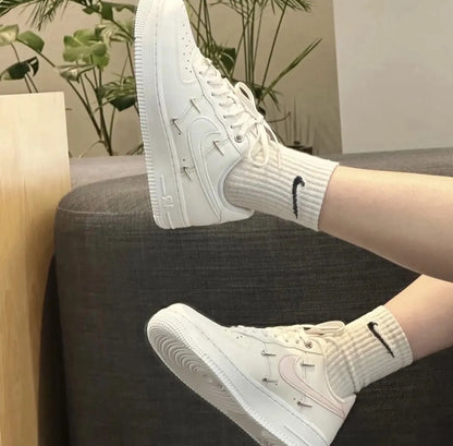 NIKE AIR FORCE 1 MINI SWOOSH | OFF WHITE