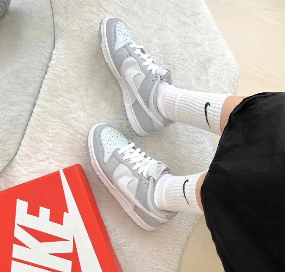 NIKE DUNK LOW GS | TWO TONE GREY
