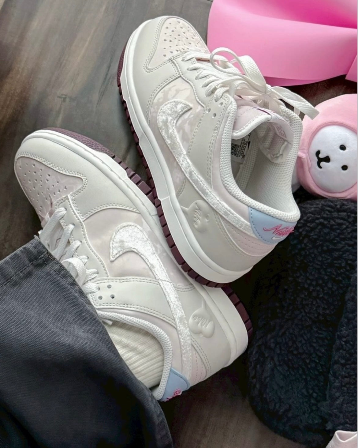 NIKE DUNK LOW HEART RIBBON | PINK WHITE