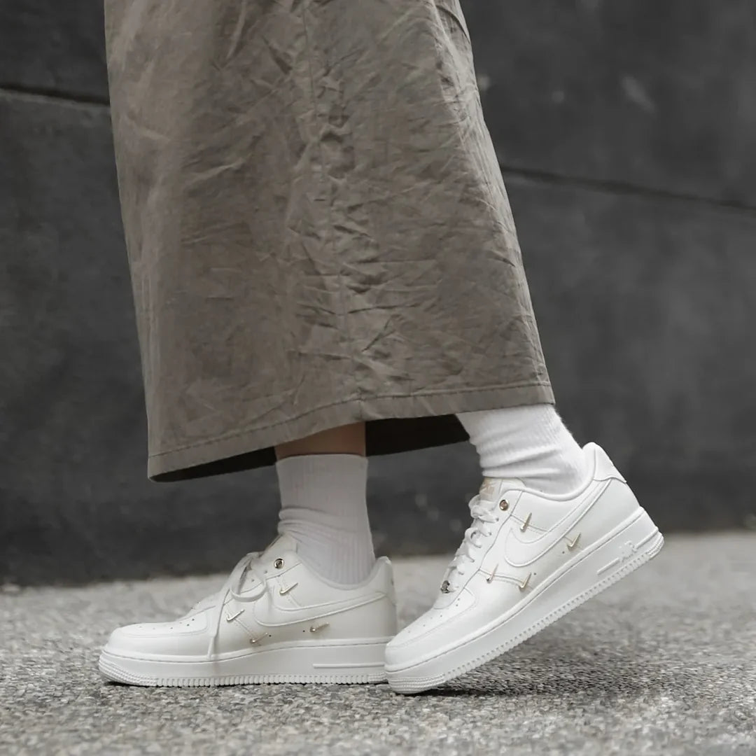 NIKE AIR FORCE 1 MINI SWOOSH | OFF WHITE