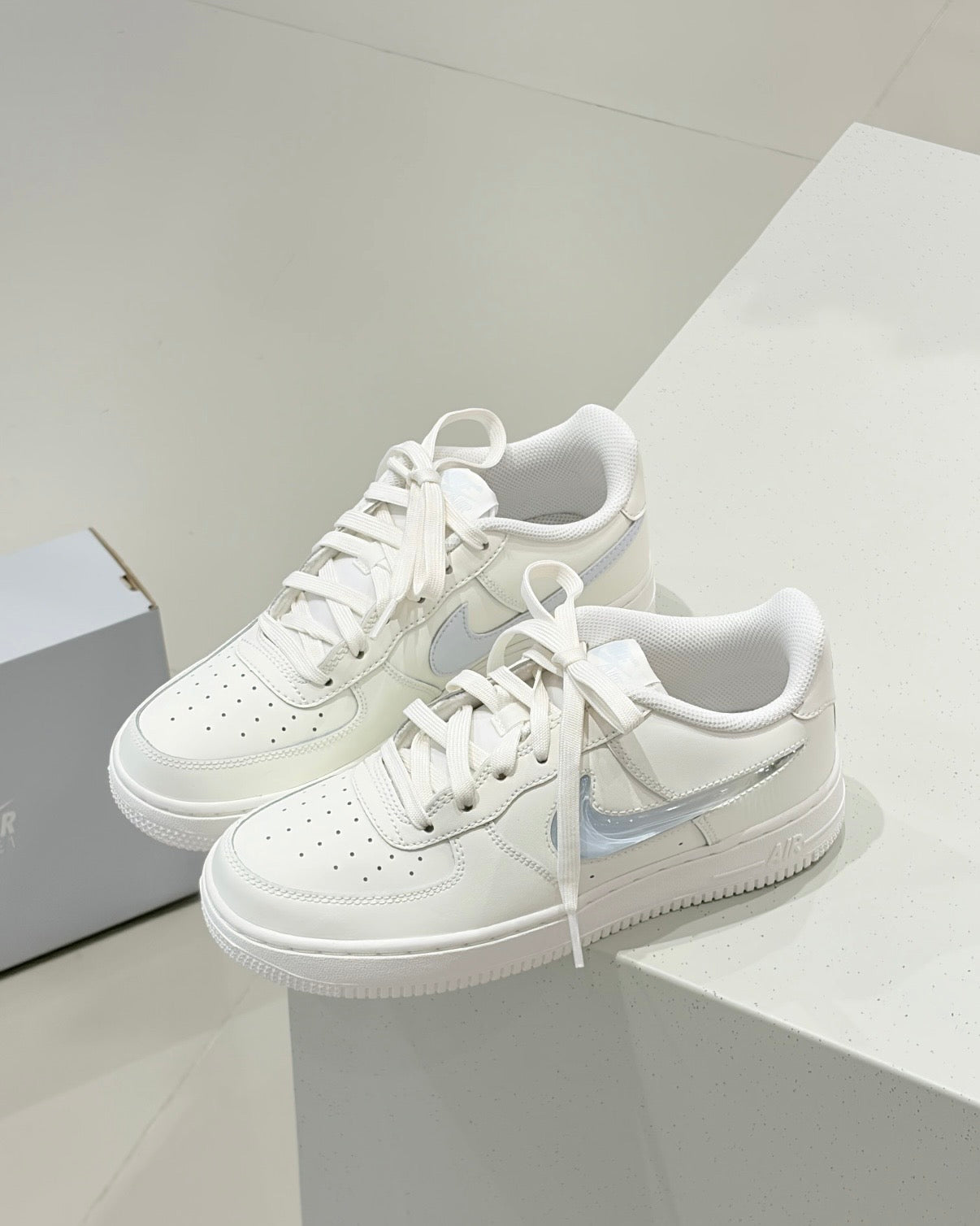 NIKE AIR FORCE 1 GS | JELLY BEIGE