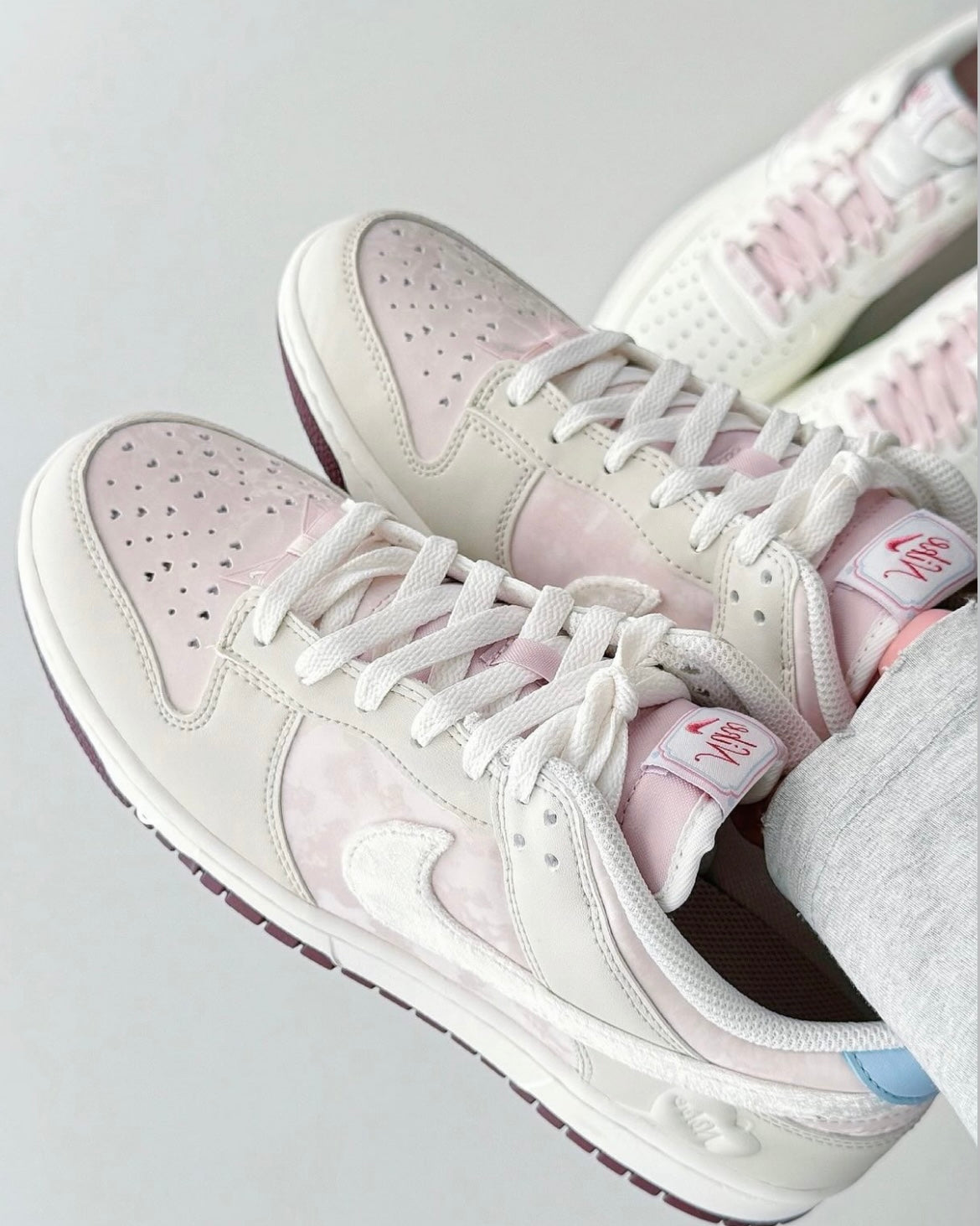 NIKE DUNK LOW HEART RIBBON | PINK WHITE