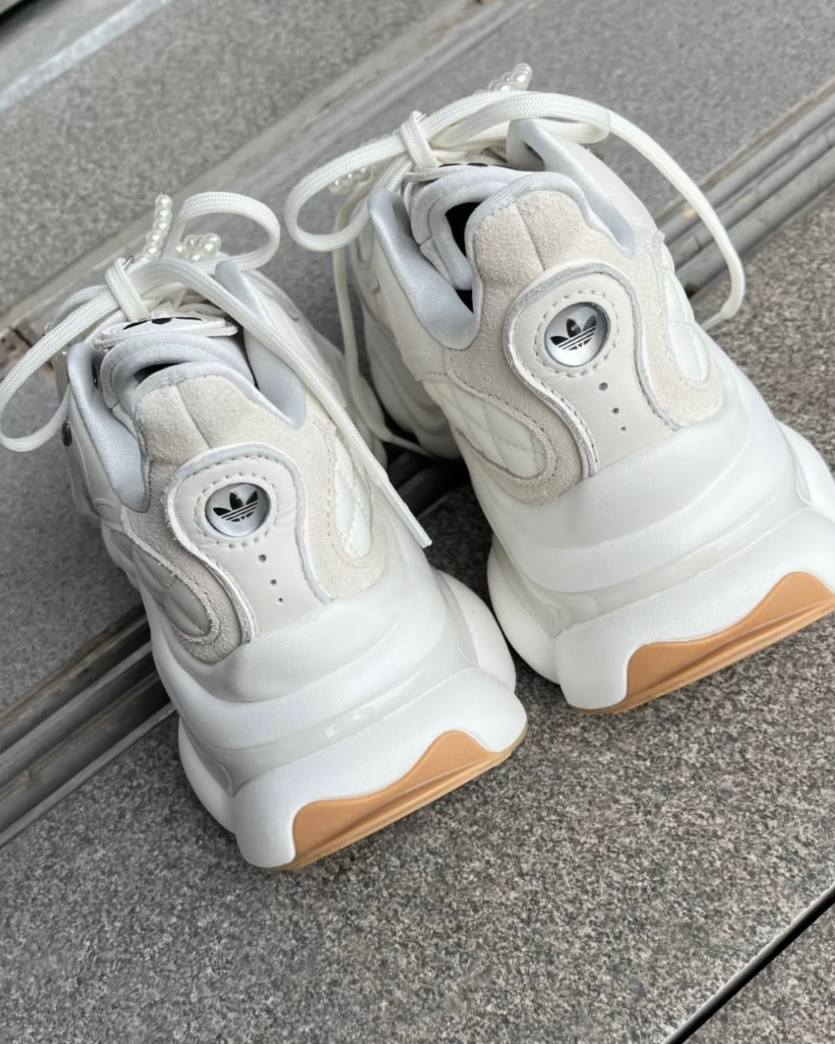ADIDAS OZVENUZ | CREAM CHECKERED 小香風