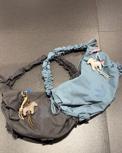 ADIDAS 馬年鎖匙扣 | 2 COLORS