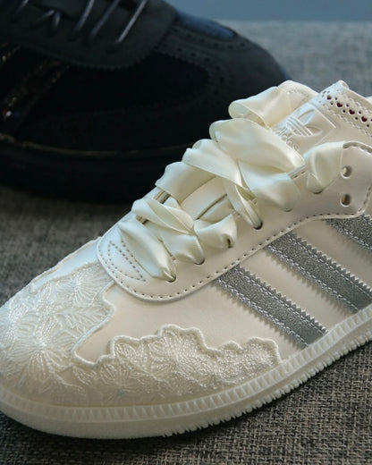 ADIDAS SAMBA OG | LACE SILVER