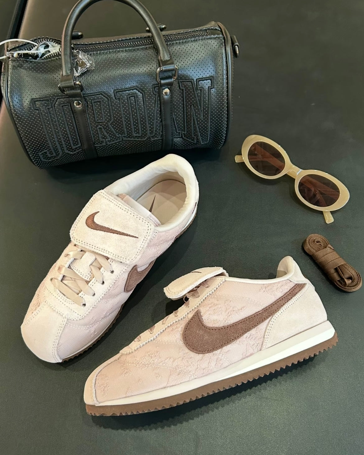 NIKE CORTEZ TXT | RED BEAN