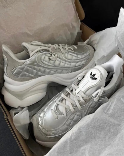 ADIDAS OZVENUZ | SILVER CHECKERED 小香風
