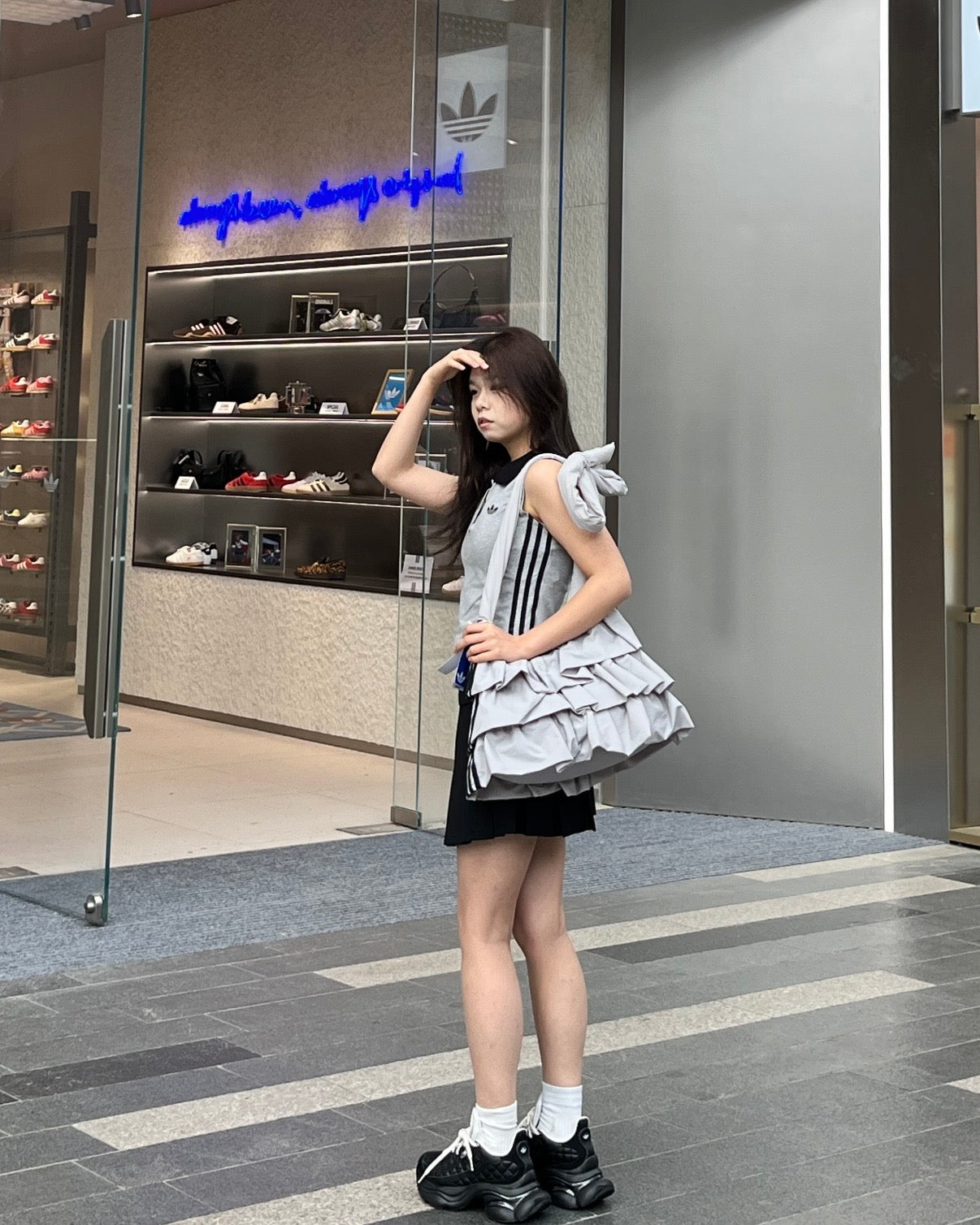 ADIDAS 百摺雲朵袋 | GREY