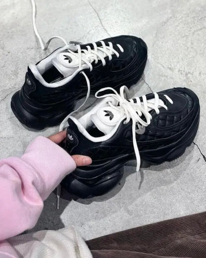 ADIDAS OZVENUZ | BLACK CHECKERED 小香風