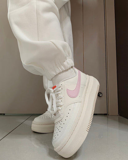 NIKE COURT VISION ALTA | PINK BEIGE